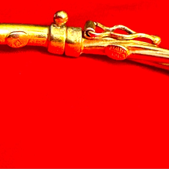 WOW POSHMARK - Authentic 10K Gold Italian Bangle Bracelet - Picture 2 of 16